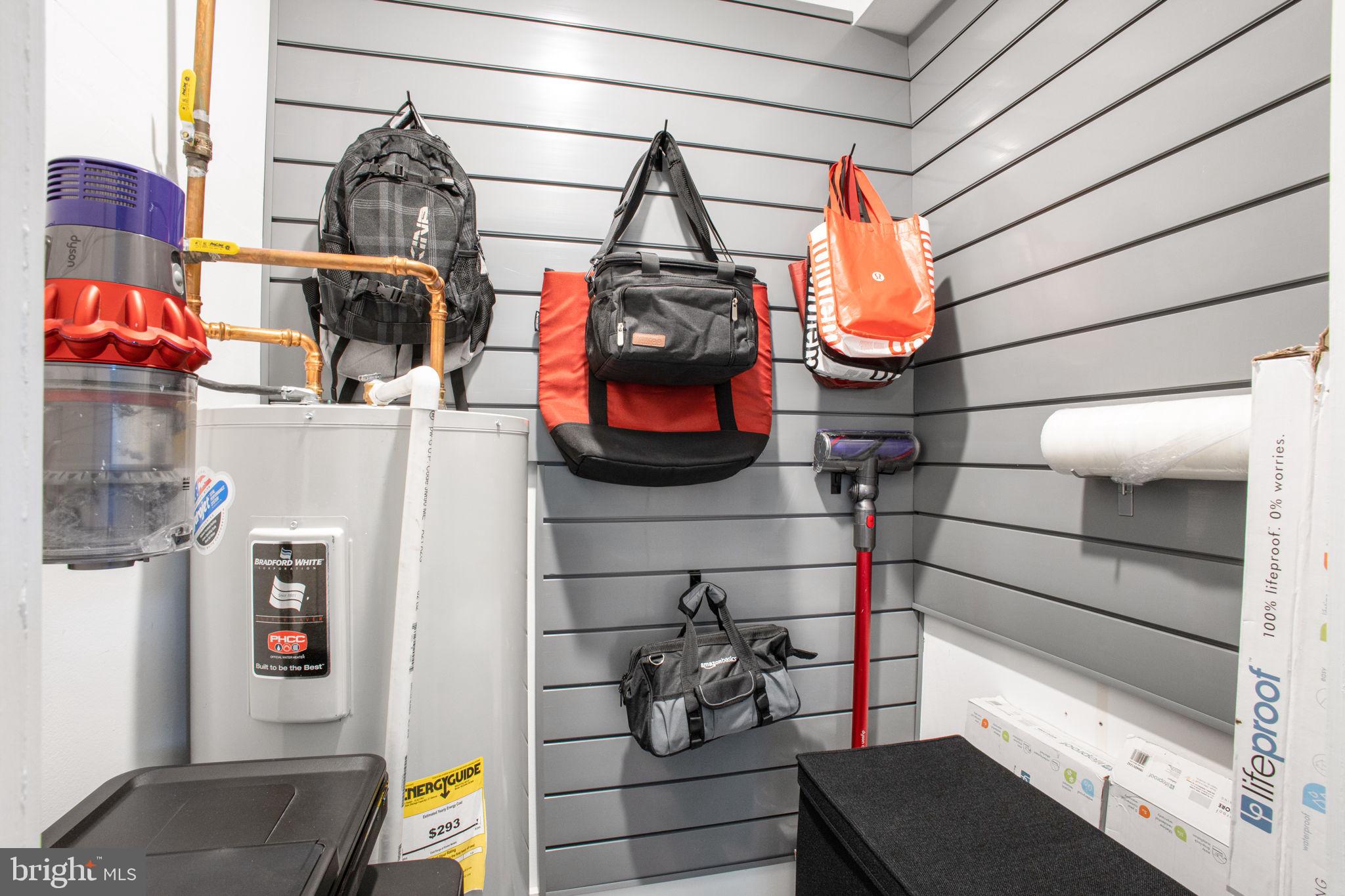 DOMINION TERRACE - Residential