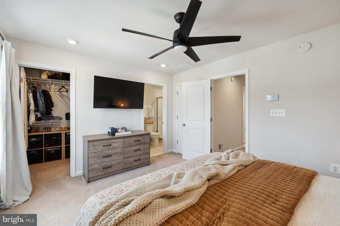 PRESIDENTS POINTE - Residential Lease