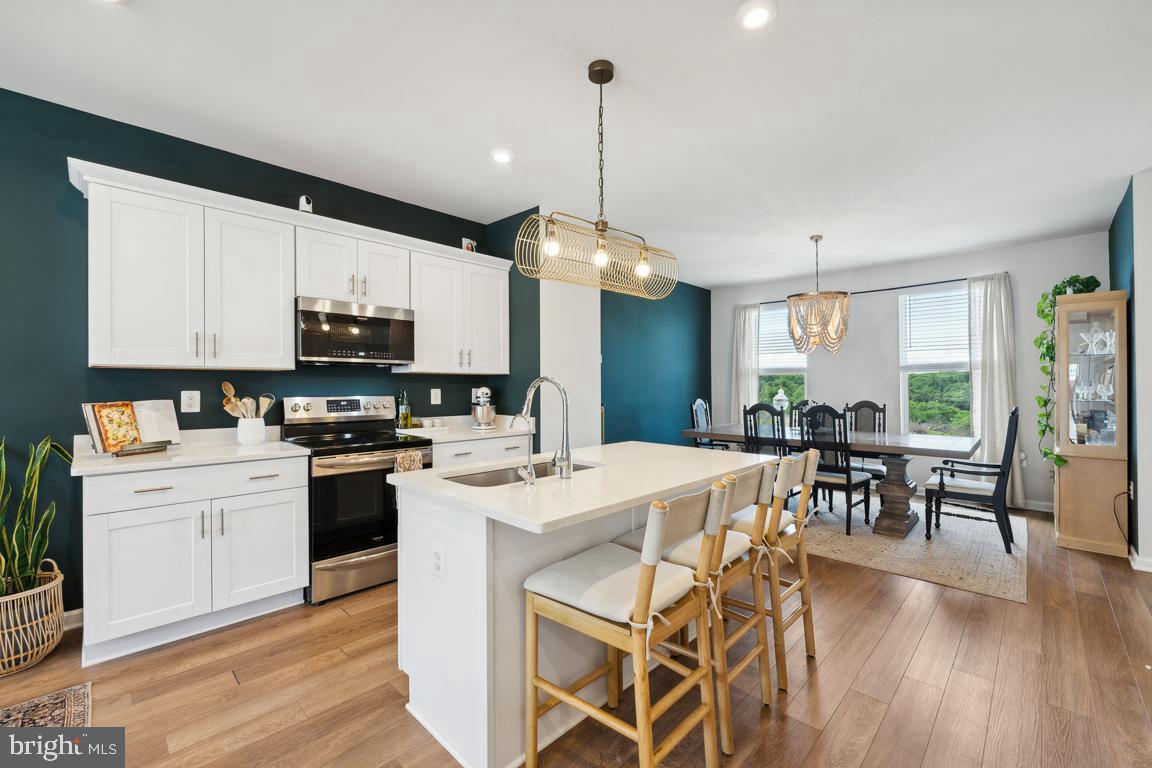 PRESIDENTS POINTE - Residential Lease