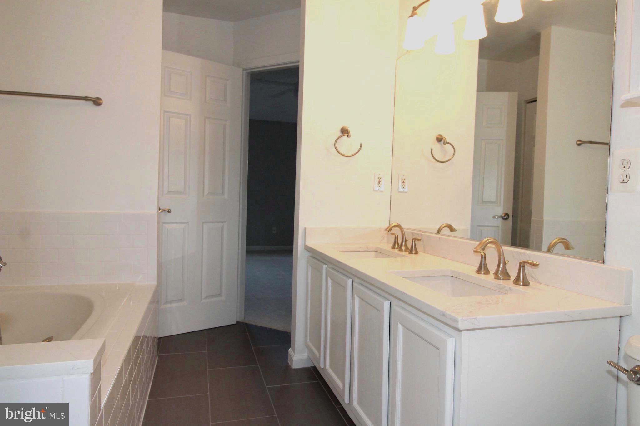 KINGSBROOKE - Residential