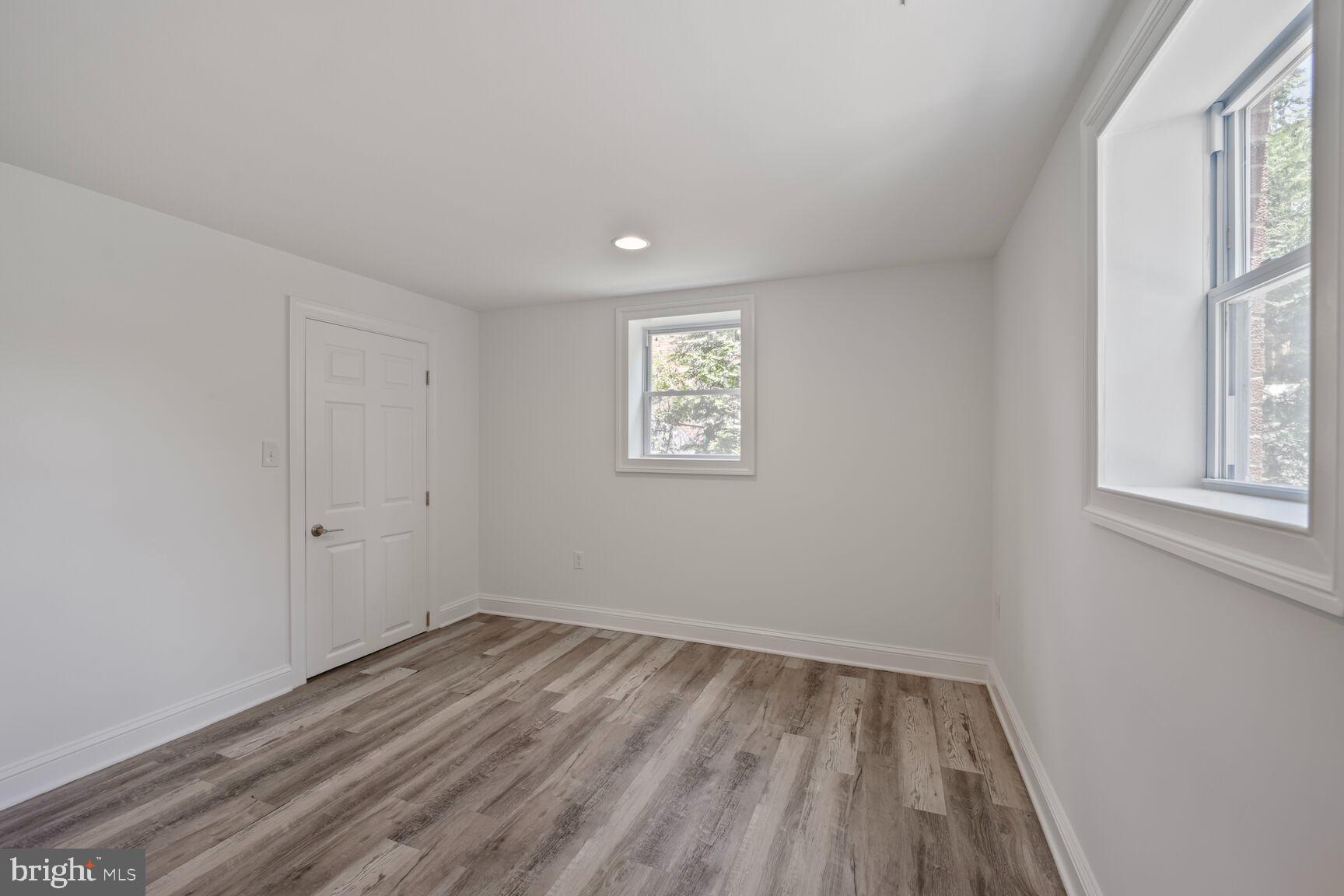 CARROLL KNOLLS - Residential Lease