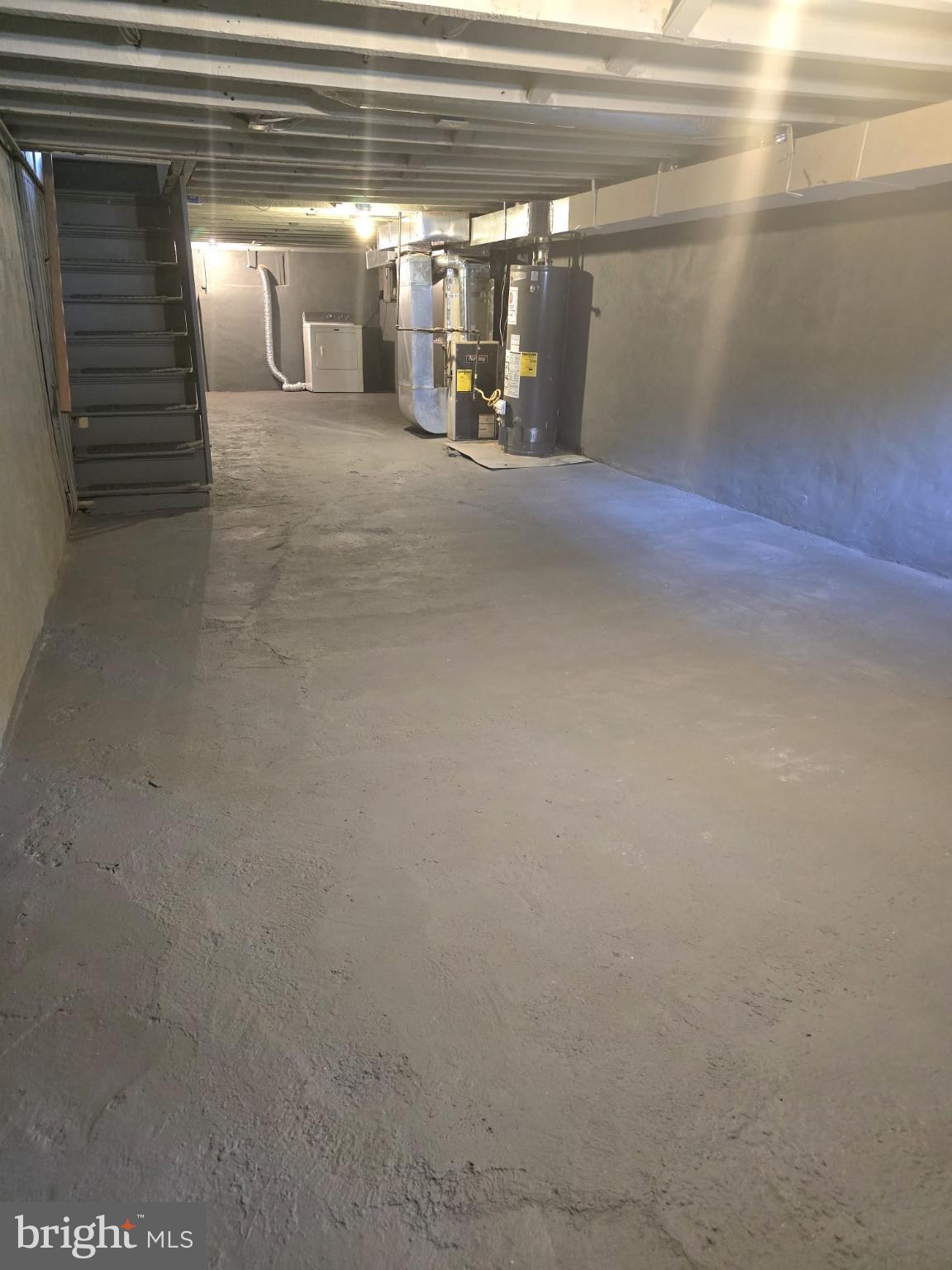 MCELDERRY PARK - Residential Lease