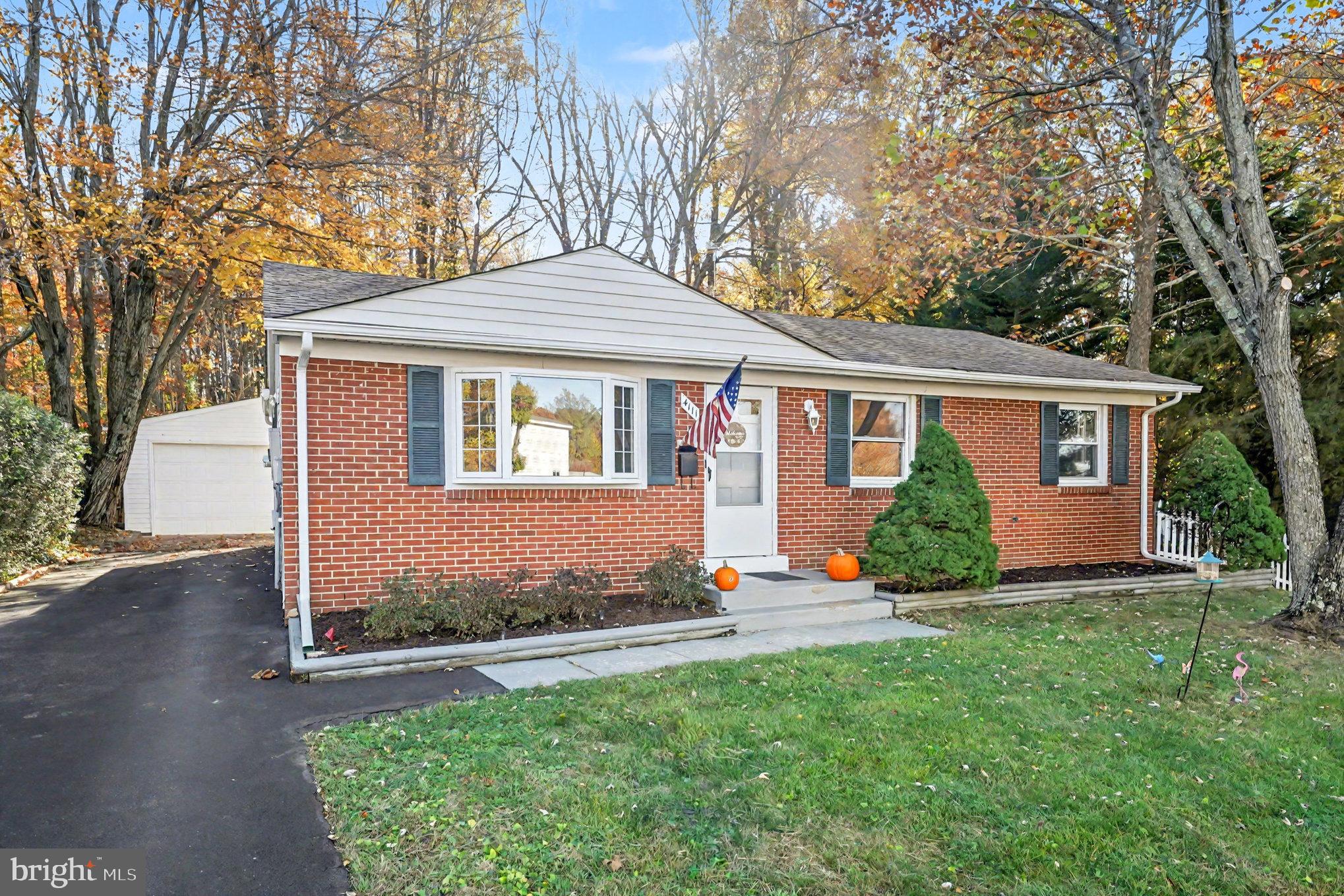 DALE CITY - Residential Lease