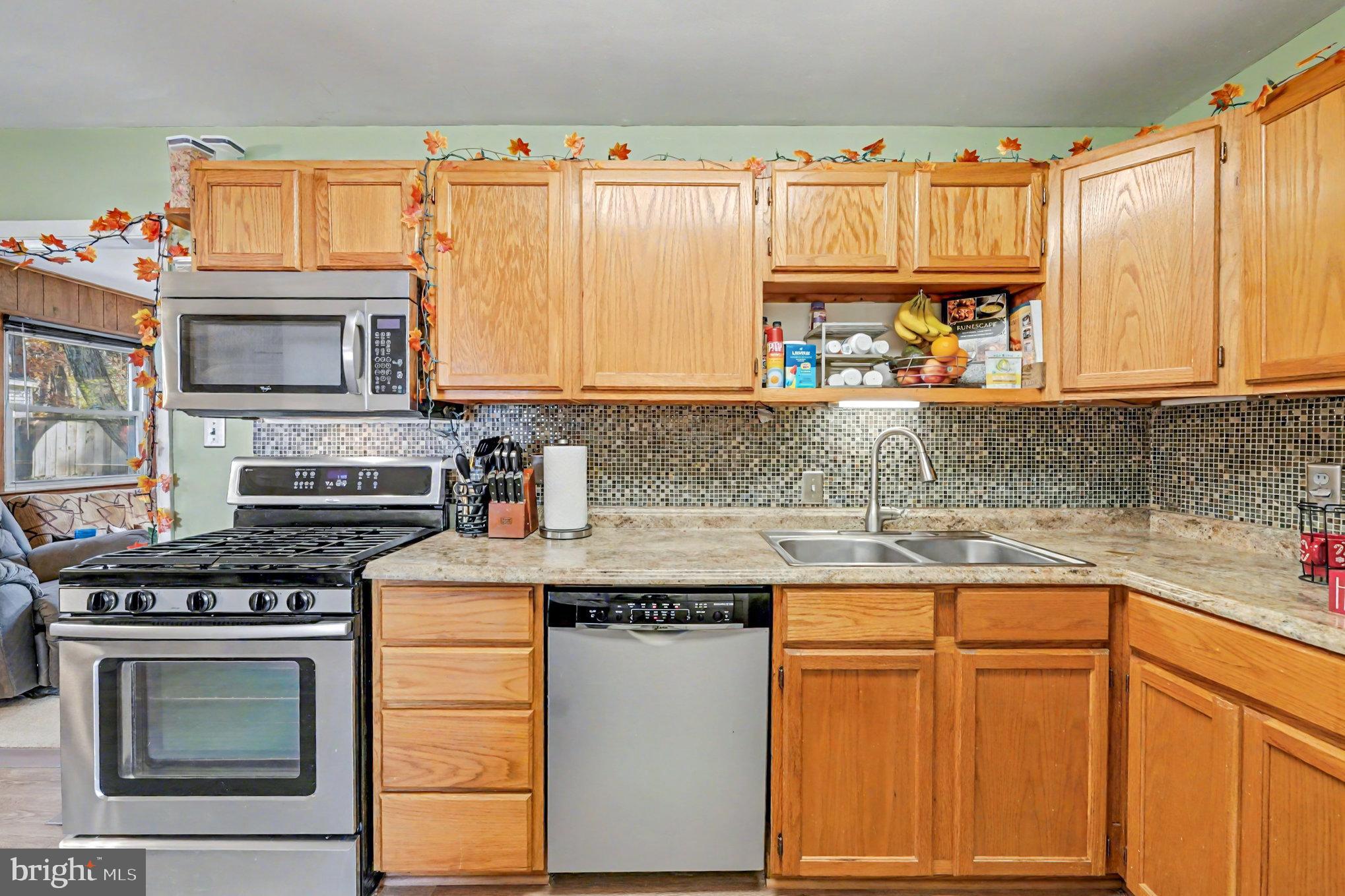 DALE CITY - Residential Lease