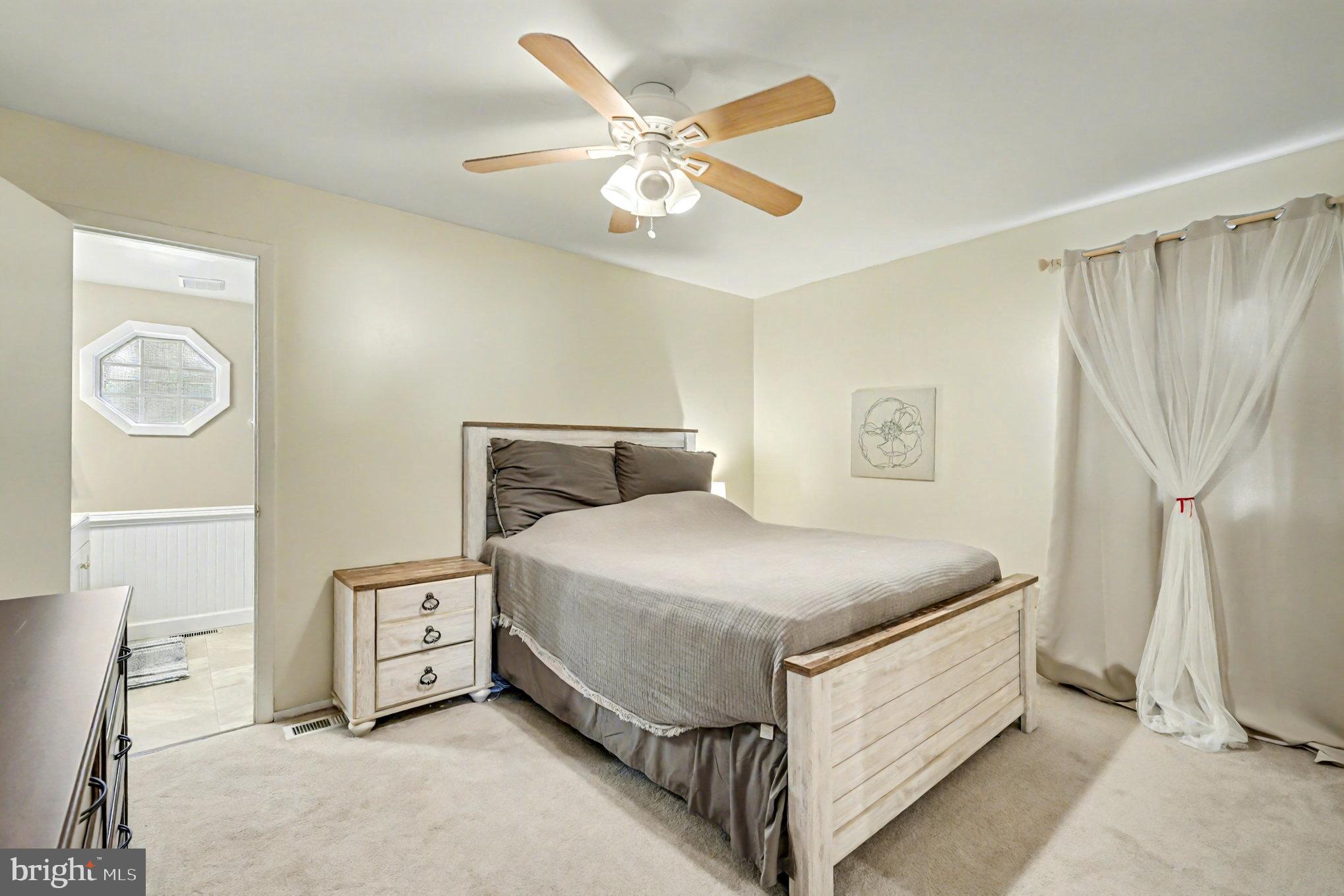 DALE CITY - Residential Lease