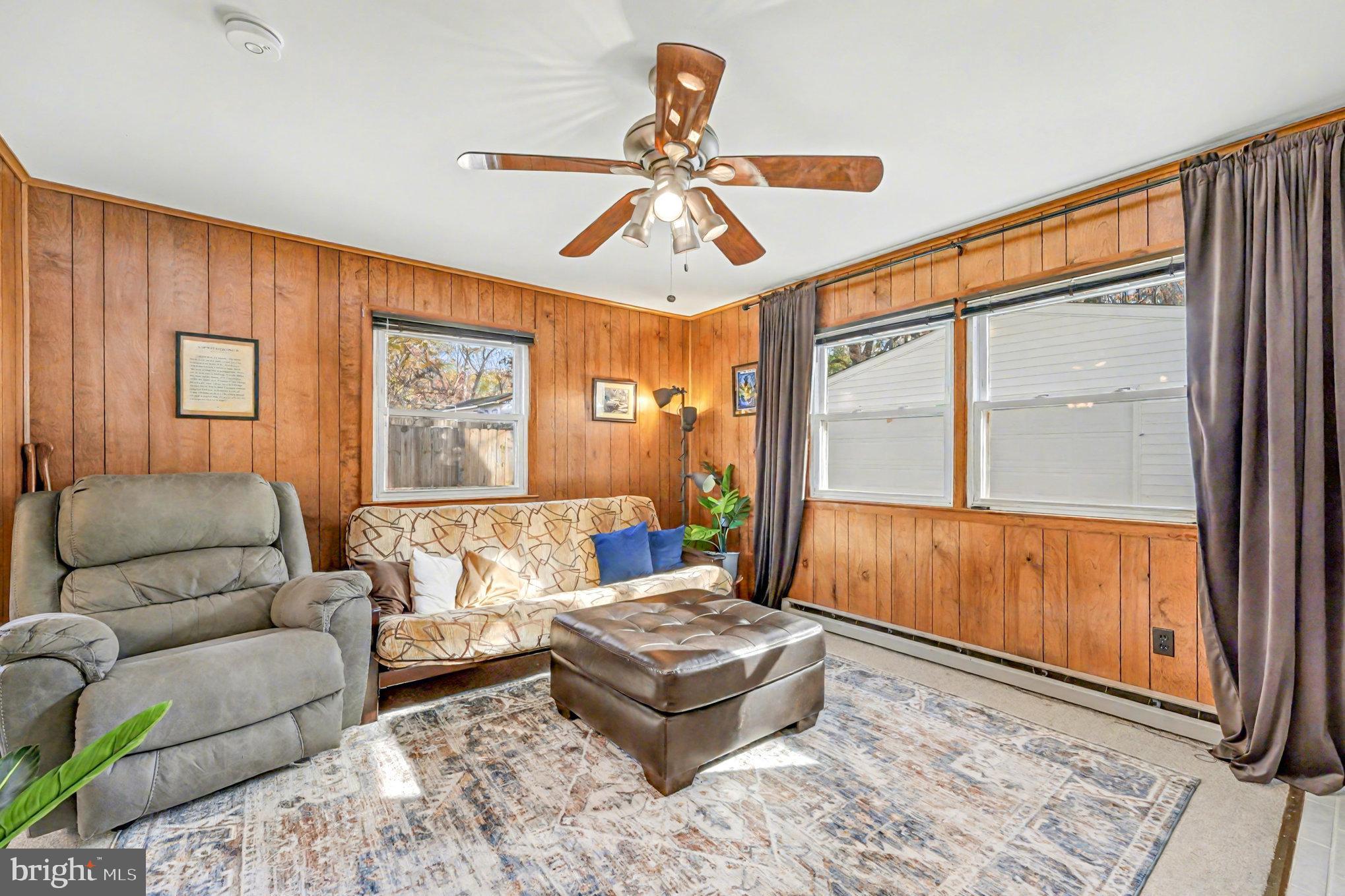 DALE CITY - Residential Lease