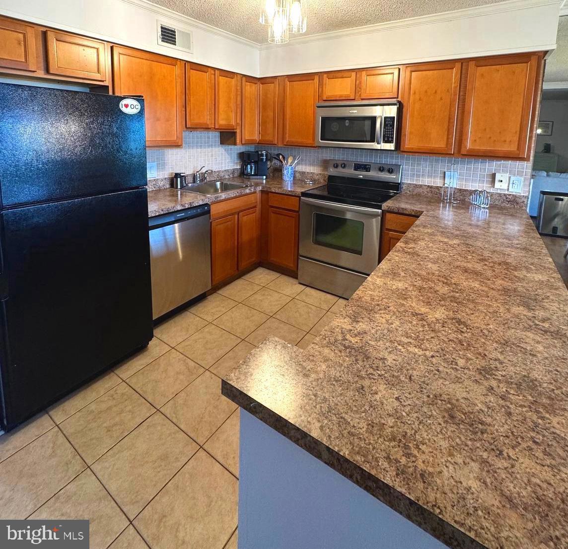 119 OLD LANDING ROAD 106E5