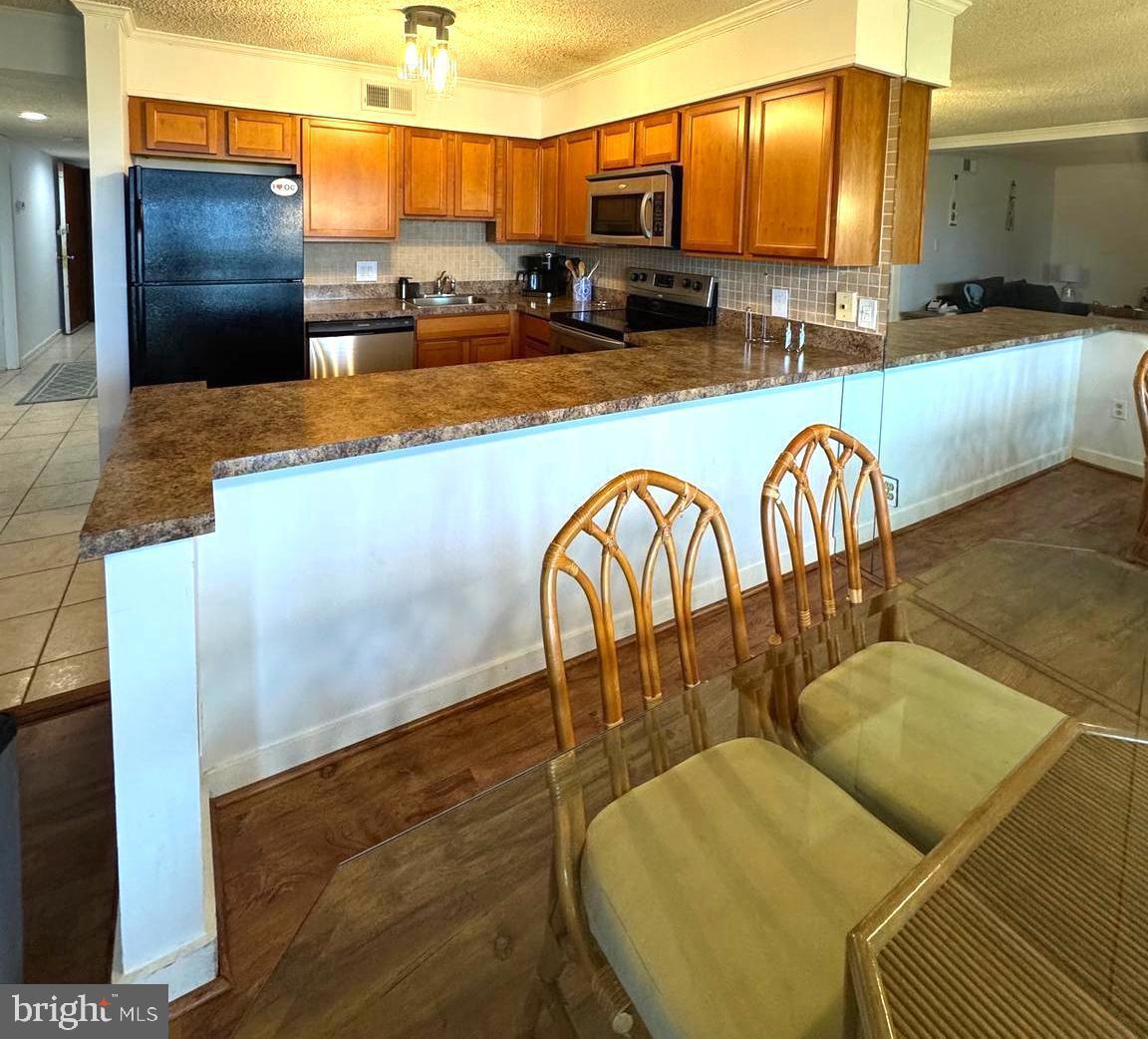 119 OLD LANDING ROAD 106E5