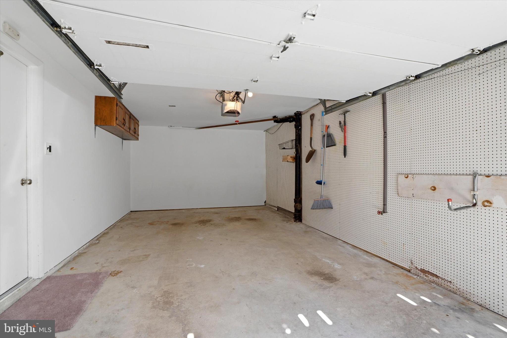 HICKORY VALLEY - Residential