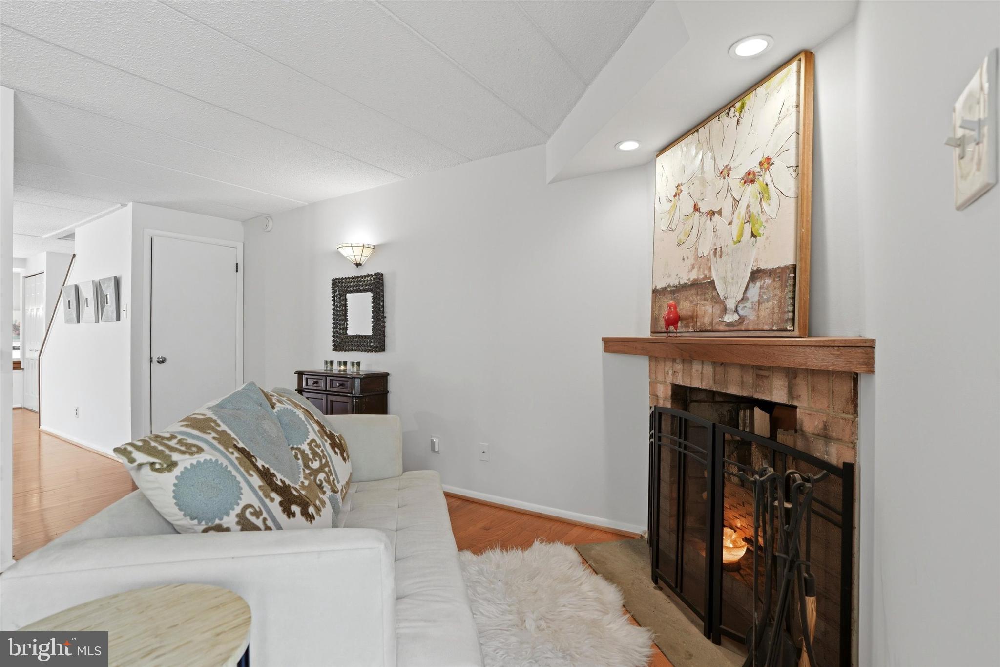 HICKORY VALLEY - Residential