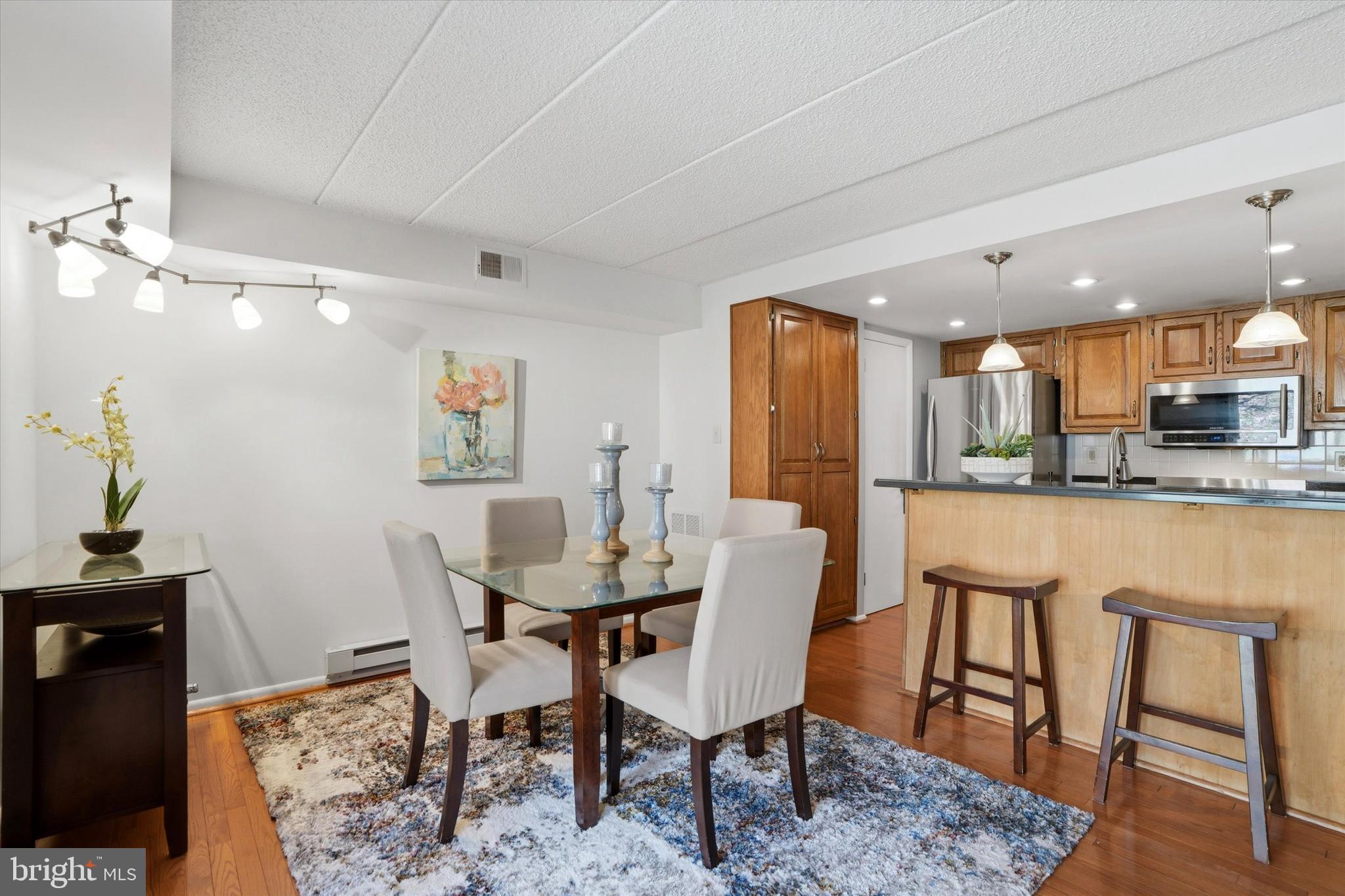 HICKORY VALLEY - Residential