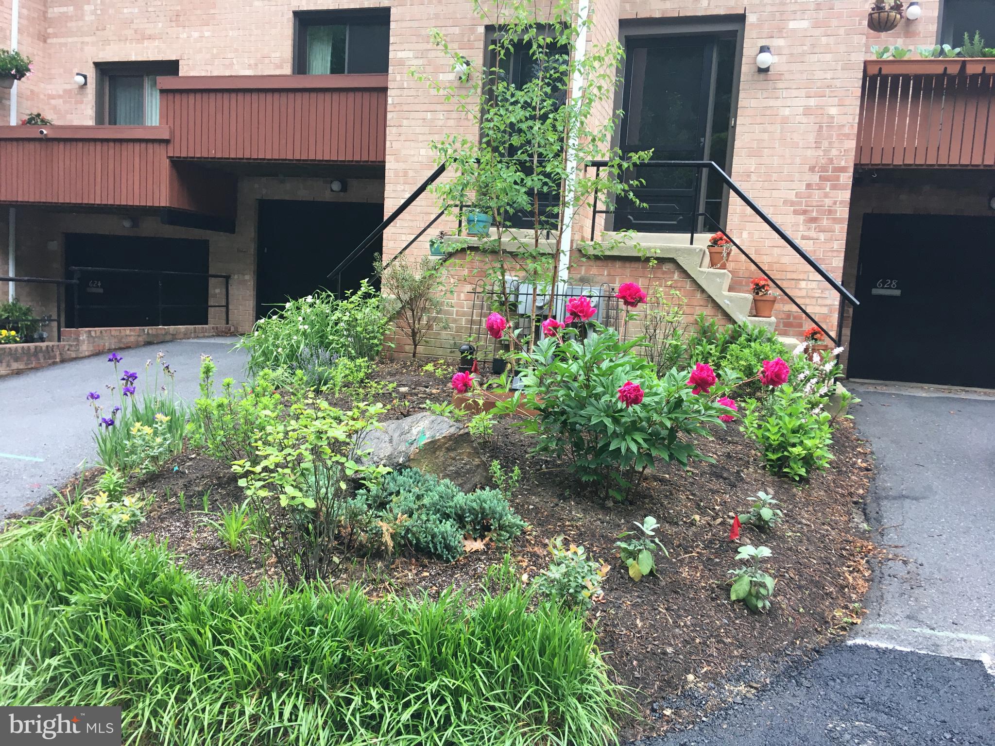 HICKORY VALLEY - Residential