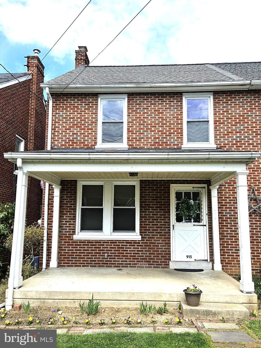 Photo of 915 Elm Avenue, Lancaster, PA 17603 (MLS # PALA2047414)