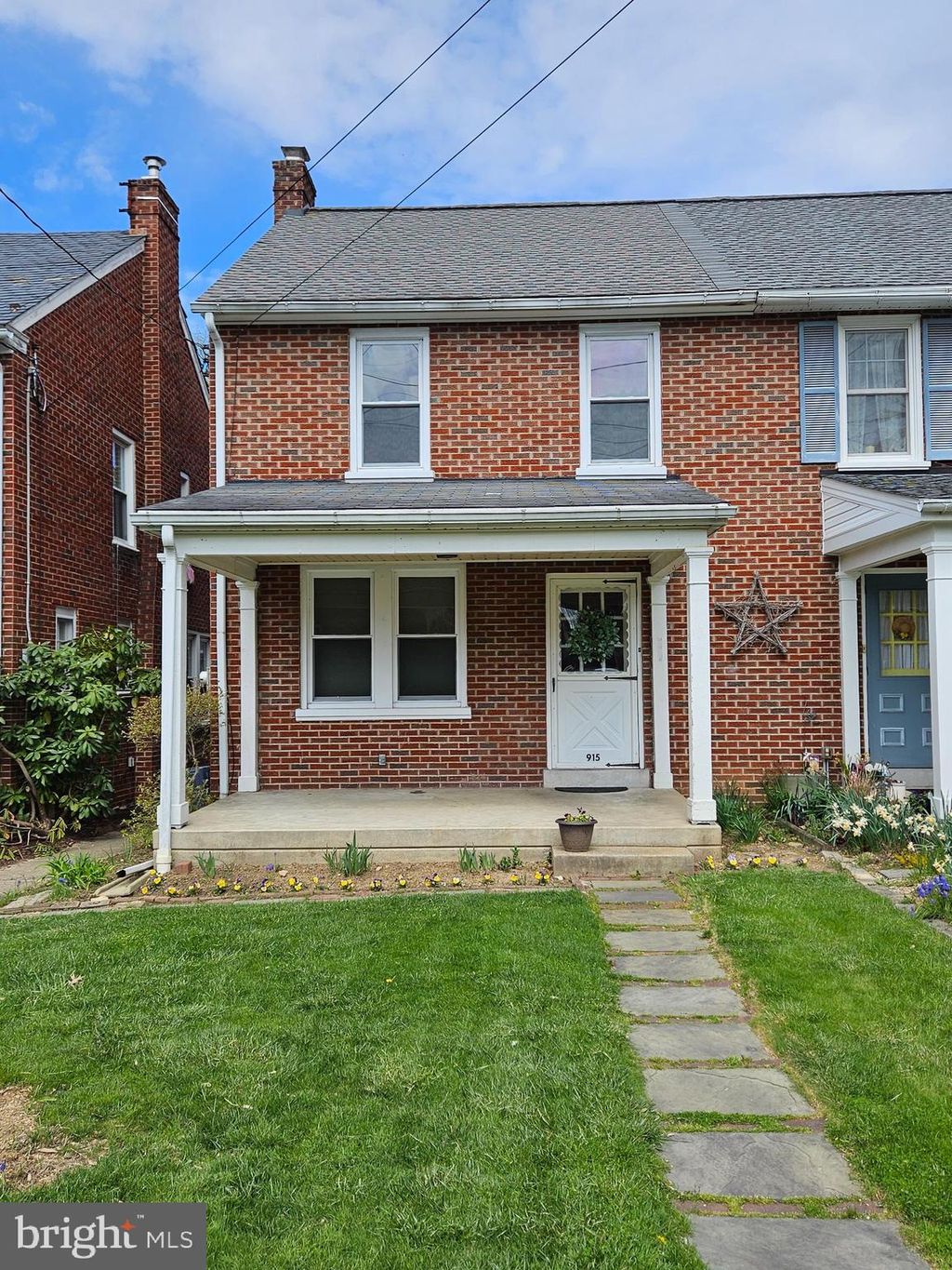 Photo of 915 Elm Avenue, Lancaster, PA 17603 (MLS # PALA2047414)