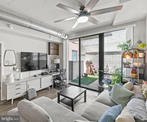 50 Florida Avenue NE Unit 116, Washington, DC 20002 - MLS#: DCDC2191670