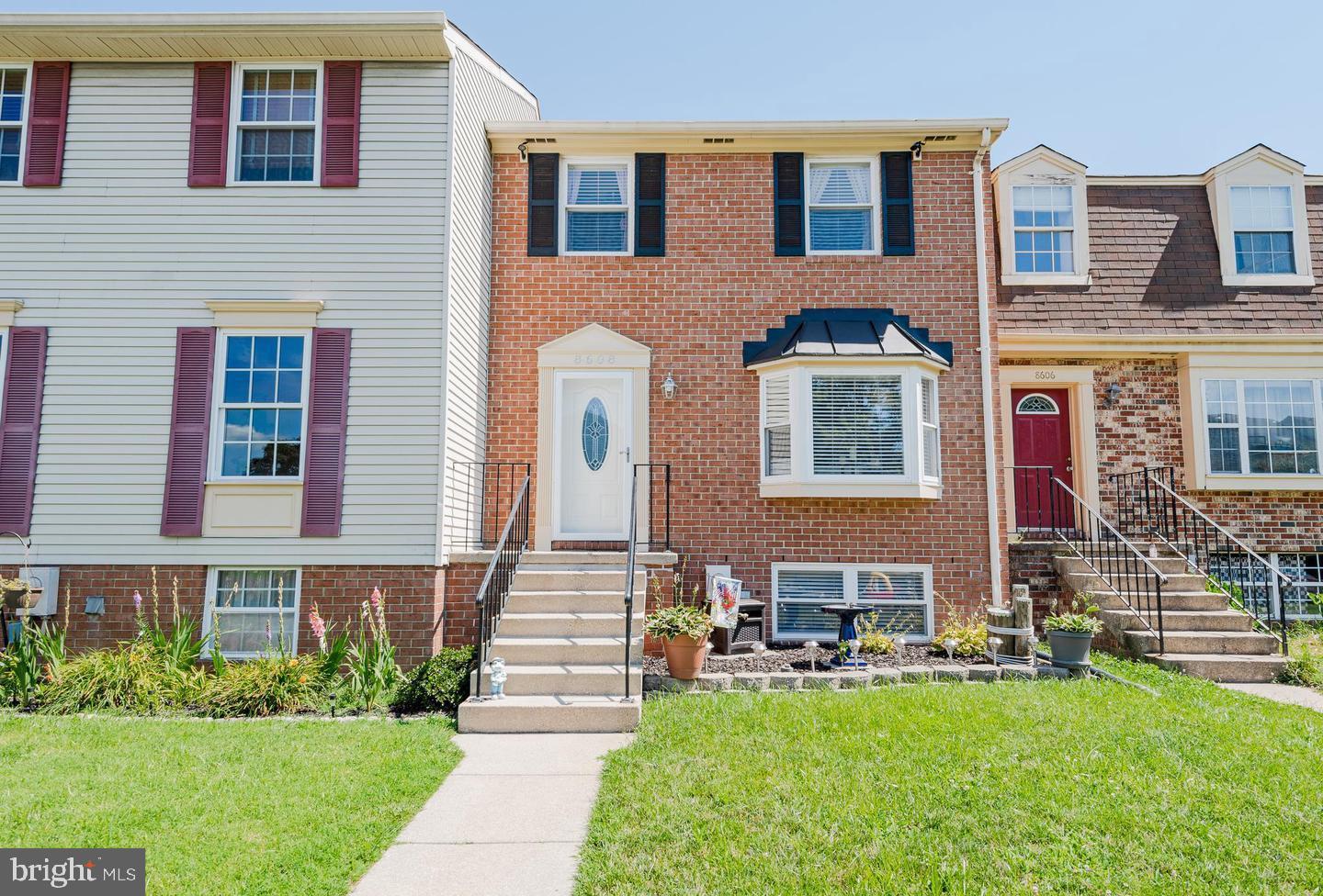 ELIZABETHS LANDING - Residential