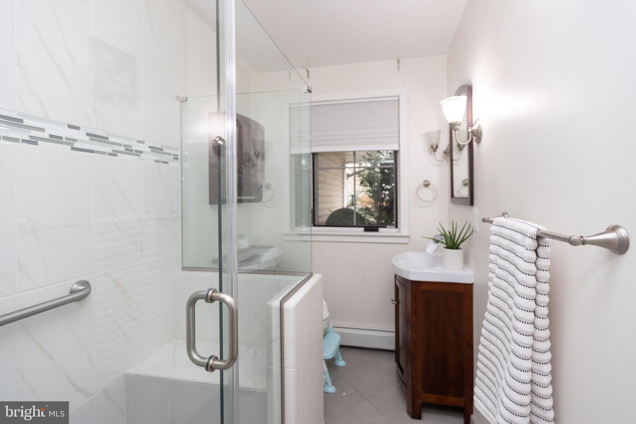 HAMPTON - Residential