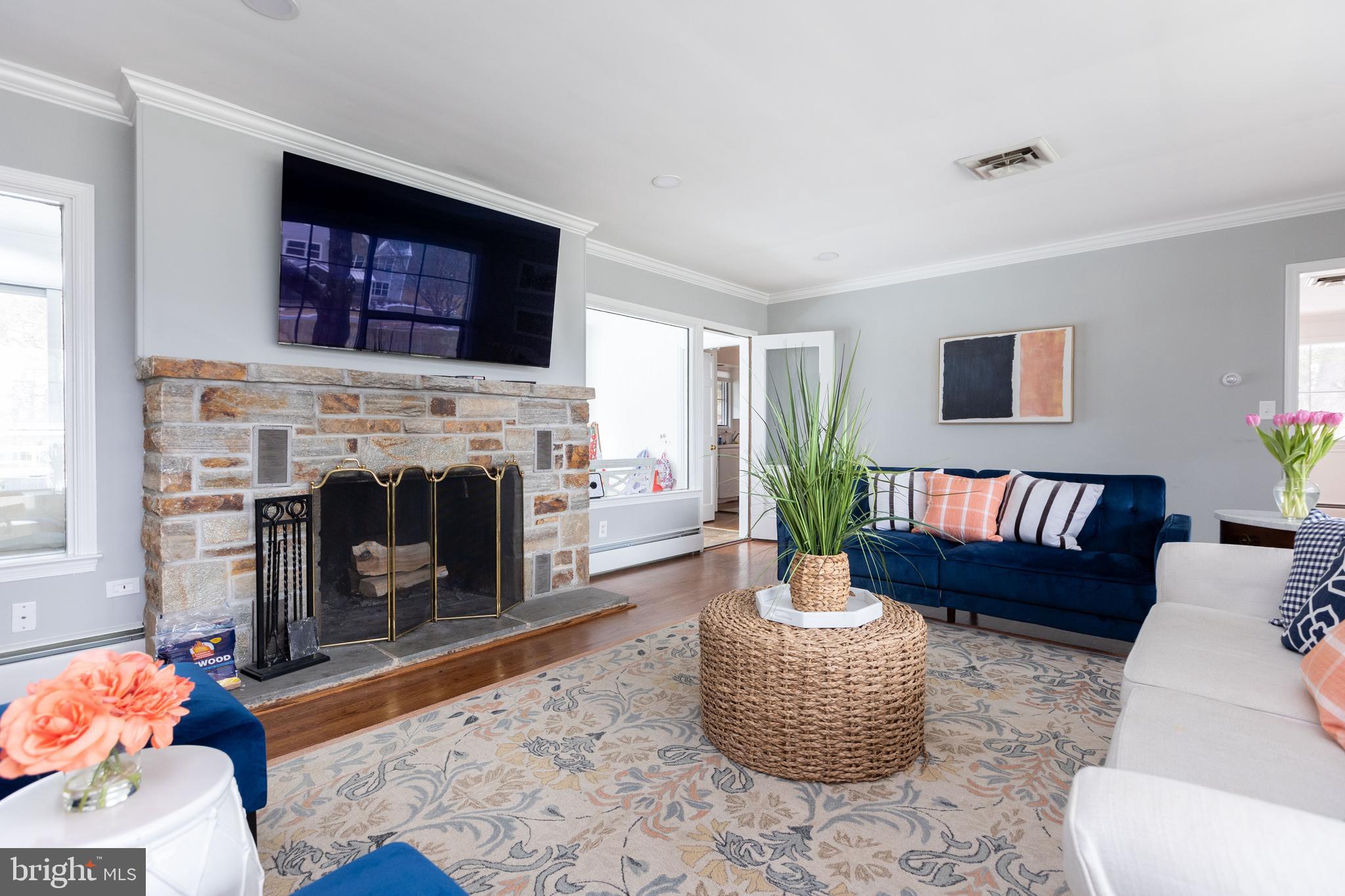 HAMPTON - Residential