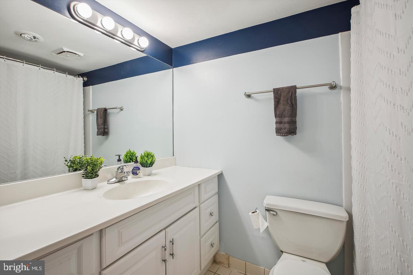 FAIRWINDS OF ANNAPOLIS - Residential Lease