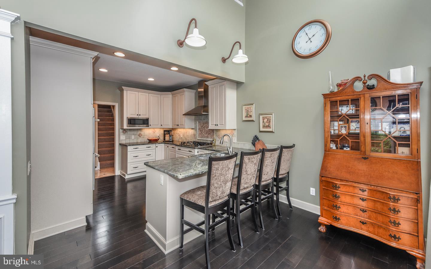 DOYLESTOWN STATION - Residential