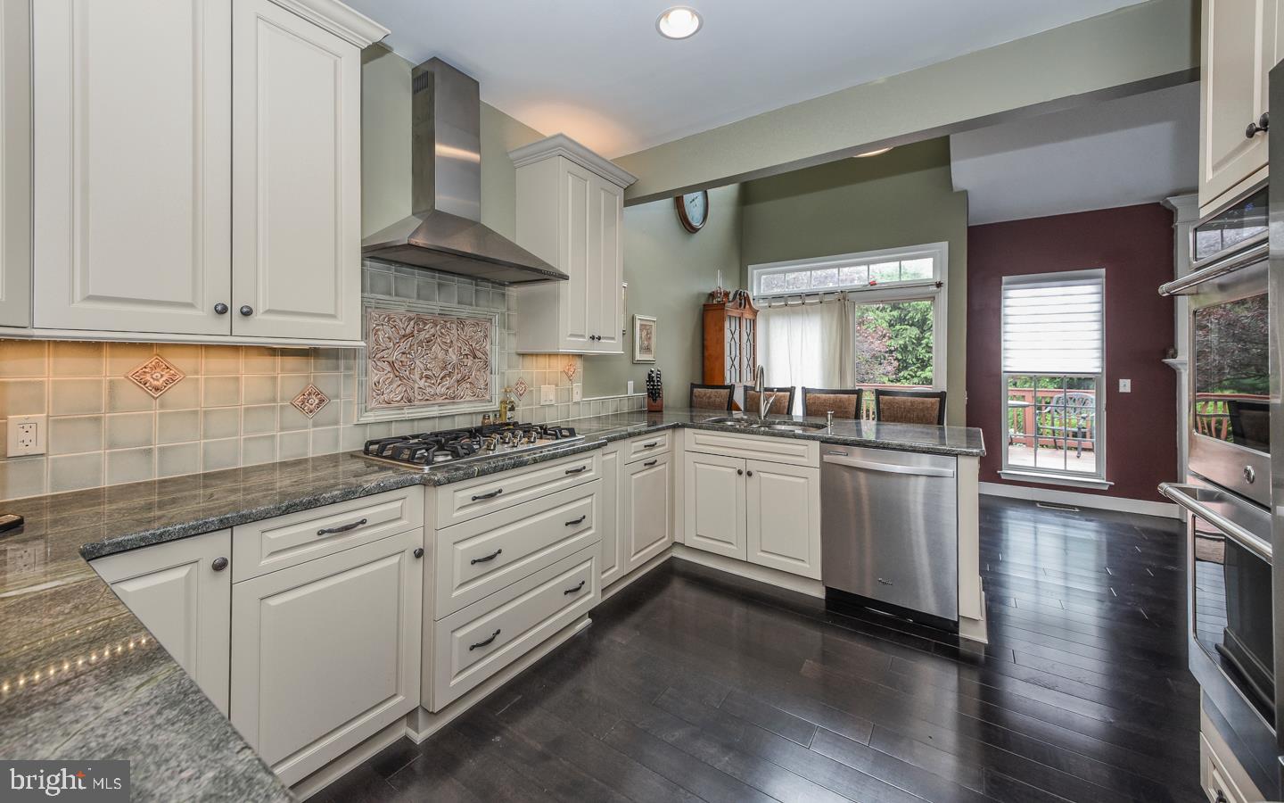 DOYLESTOWN STATION - Residential