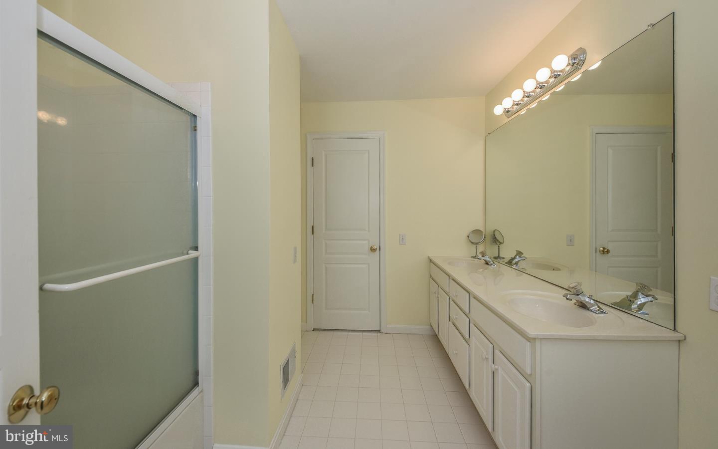 DOYLESTOWN STATION - Residential