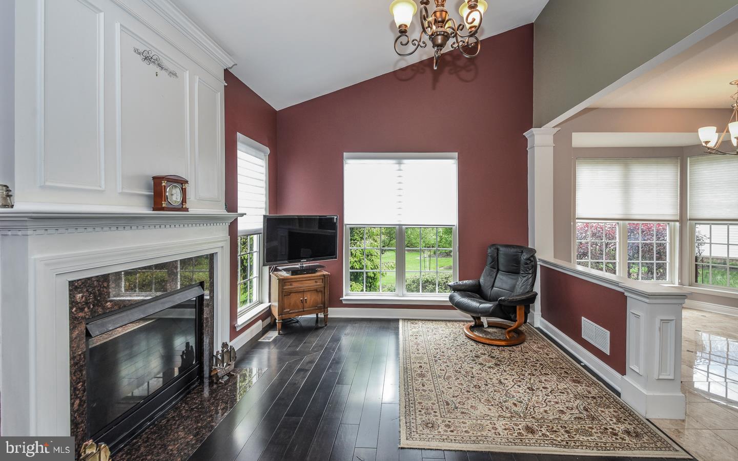 DOYLESTOWN STATION - Residential