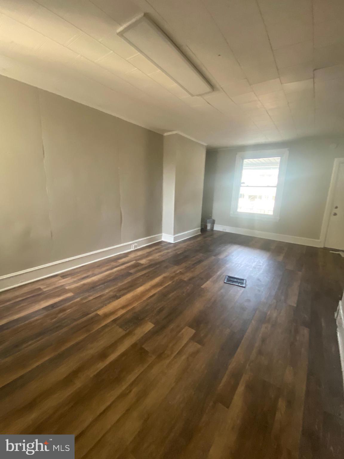 CHESTER CITY - Residential Lease