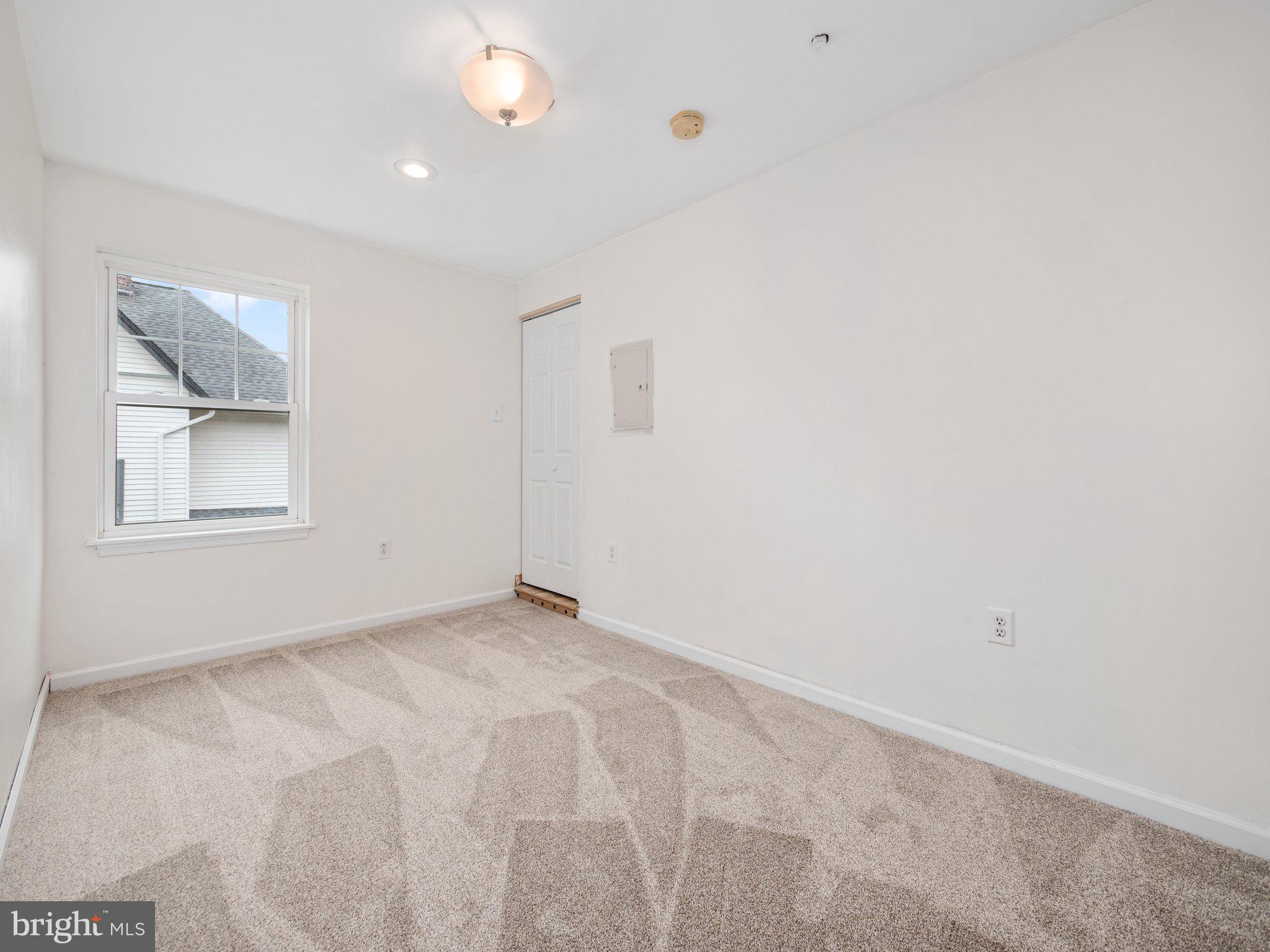 408 SUMMIT AVENUE
