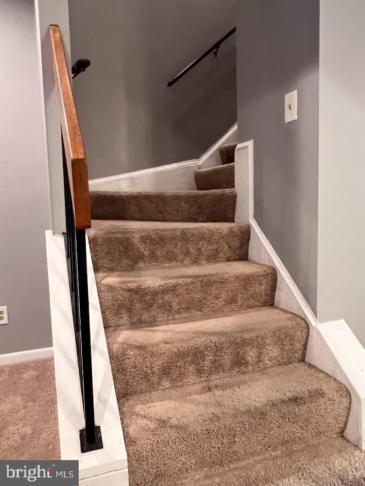 GLEN ORA - PLAT 9 - Residential Lease