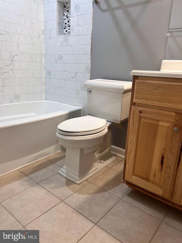 GLEN ORA - PLAT 9 - Residential Lease