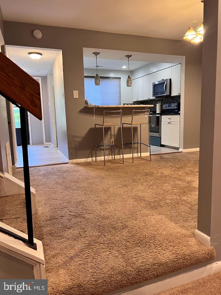 GLEN ORA - PLAT 9 - Residential Lease