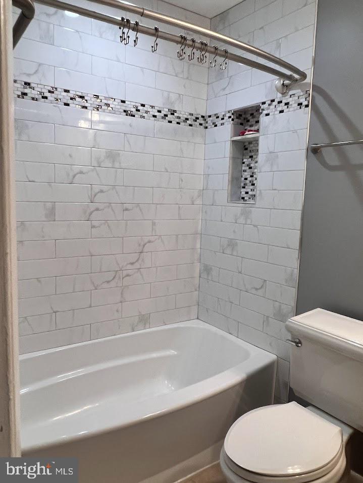 GLEN ORA - PLAT 9 - Residential Lease