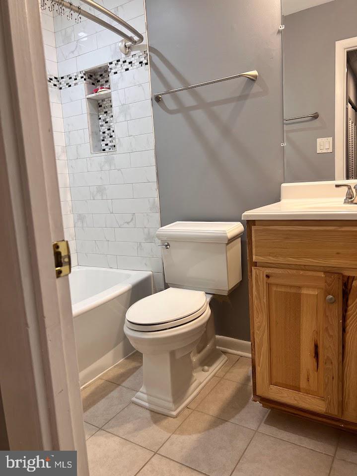 GLEN ORA - PLAT 9 - Residential Lease