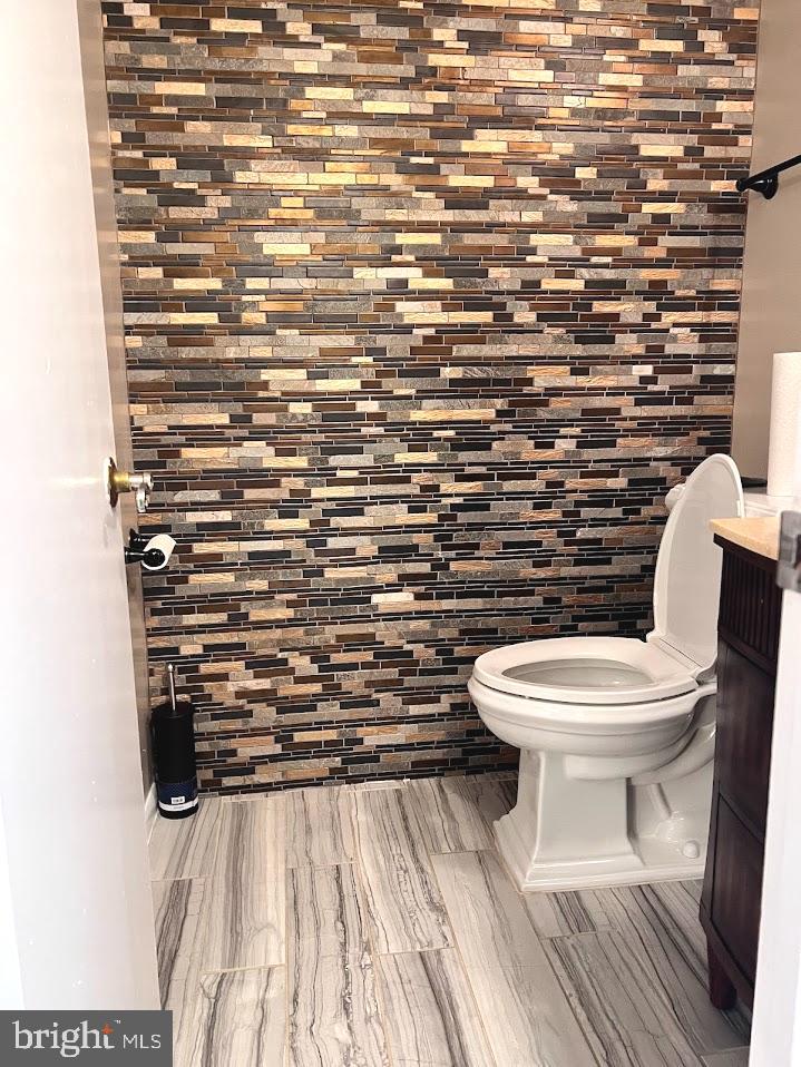 GLEN ORA - PLAT 9 - Residential Lease