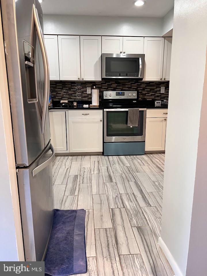 GLEN ORA - PLAT 9 - Residential Lease