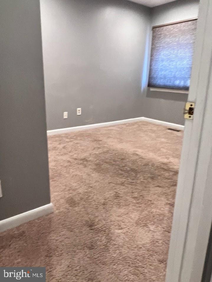 GLEN ORA - PLAT 9 - Residential Lease