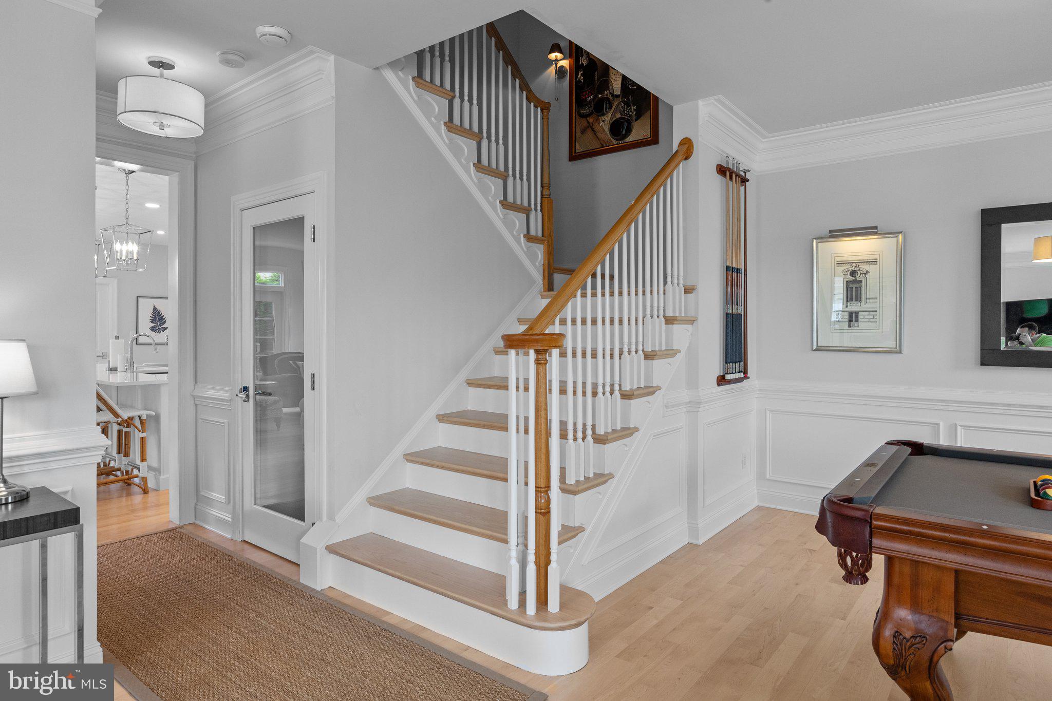 NEWTOWN WALK - Residential