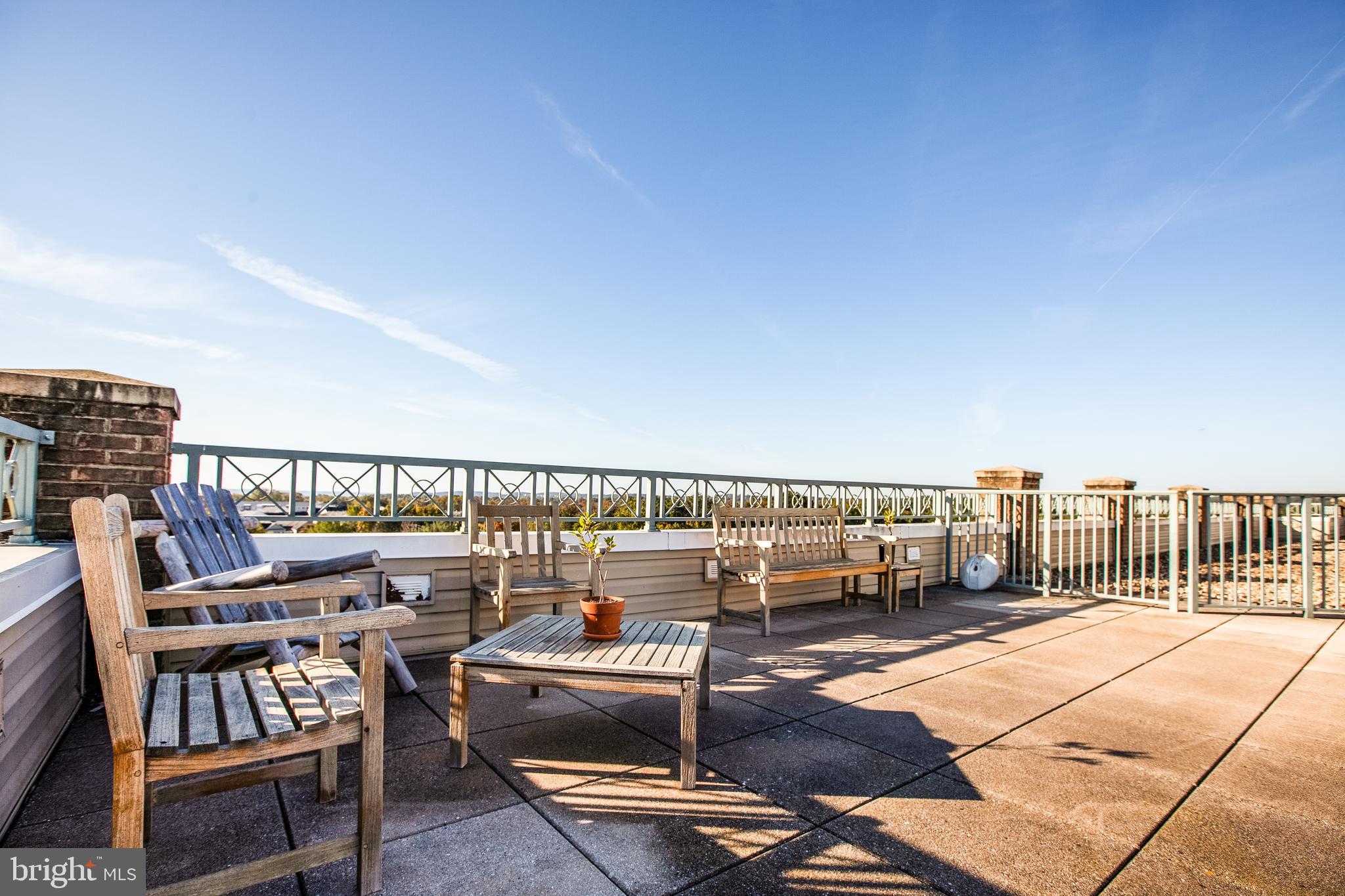 RIVER CLUB 1 AT BELMONT - Residential