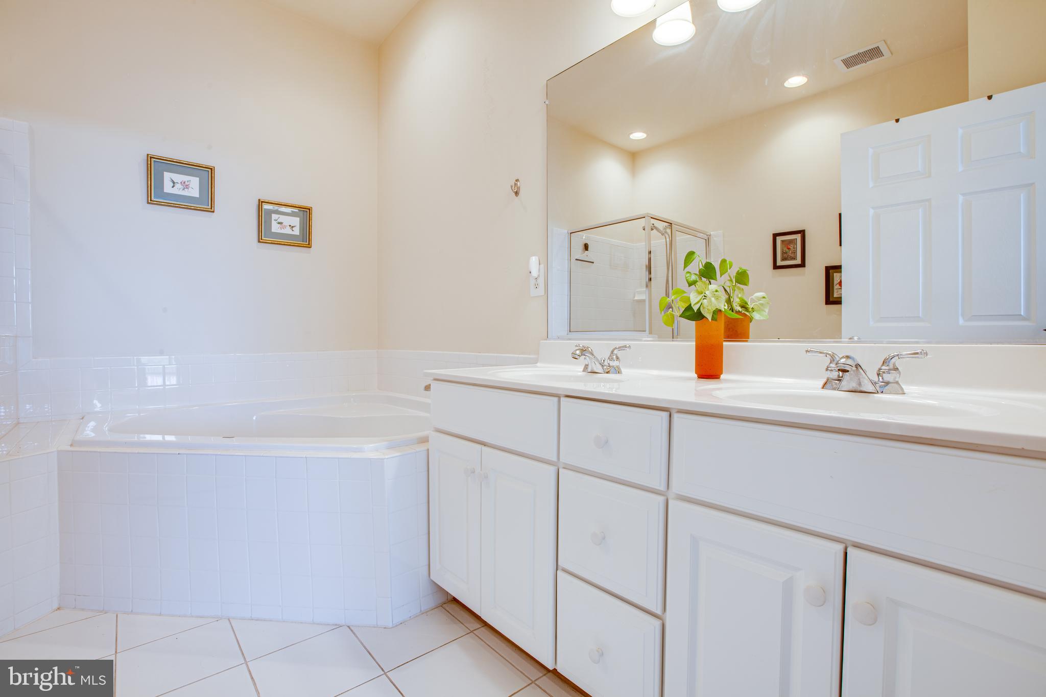 RIVER CLUB 1 AT BELMONT - Residential