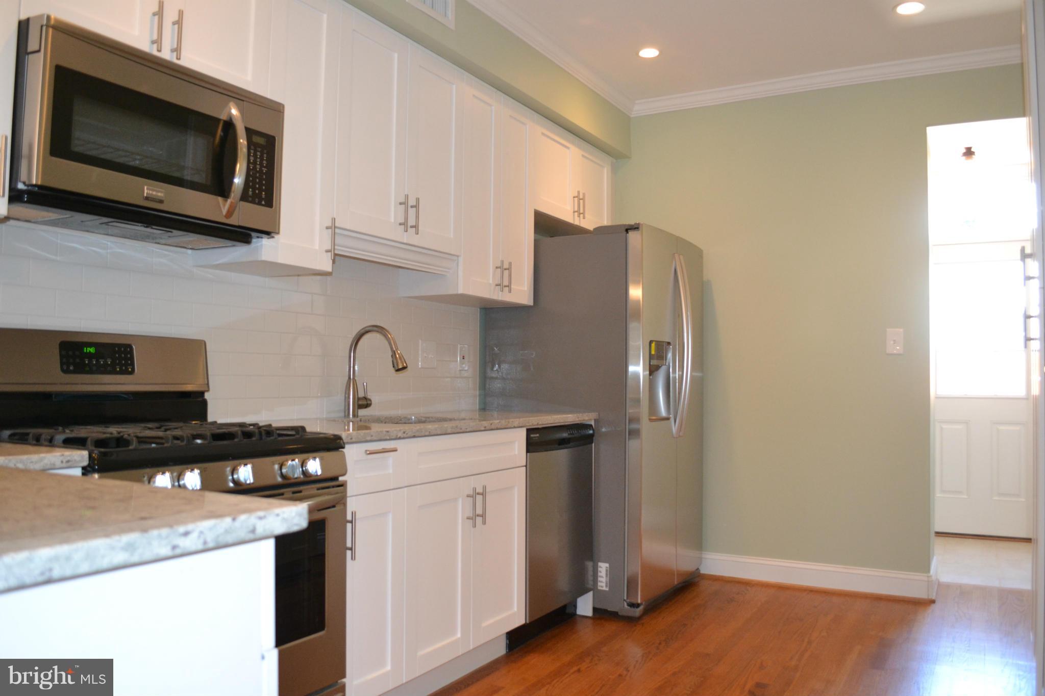 HAMPDEN HISTORIC DISTRICT - Residential