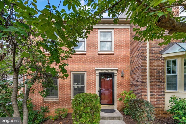 2273 IDYLWOOD STATION LN, FALLS CHURCH, VA 22043 - Image 8ffcf3615e0f32a4a128a3b80a1fa470/32347874