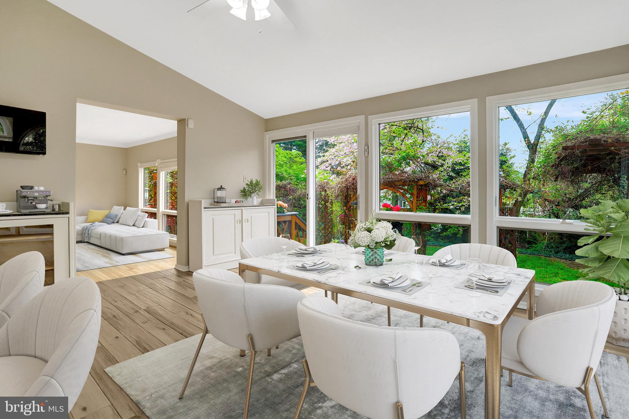 VISTAS OF MCLEAN - Residential