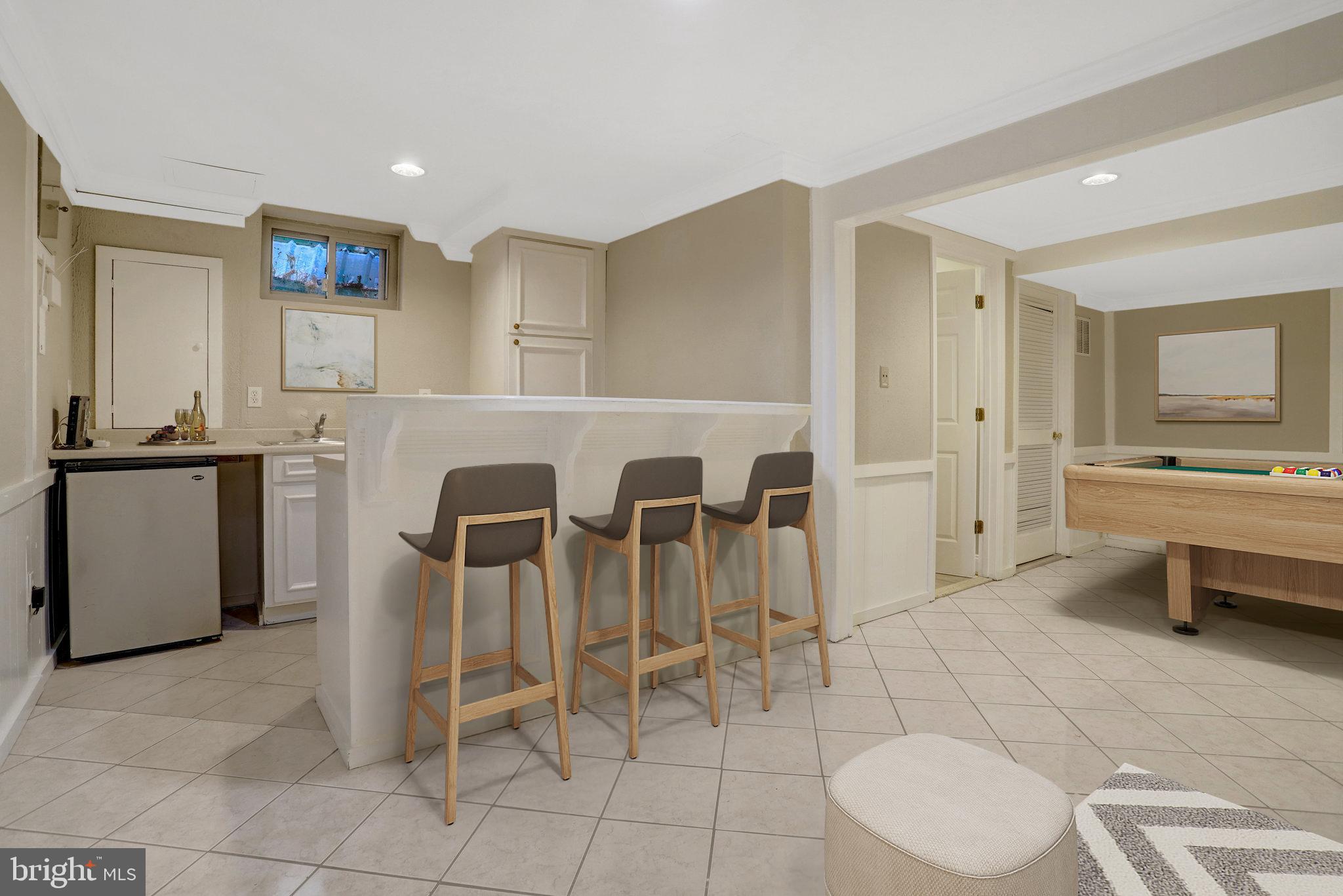 VISTAS OF MCLEAN - Residential