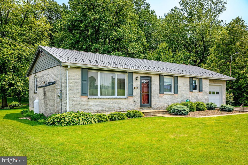 Photo of 483 Panorama Drive, DENVER, PA 17517 (MLS # PALA2071720)