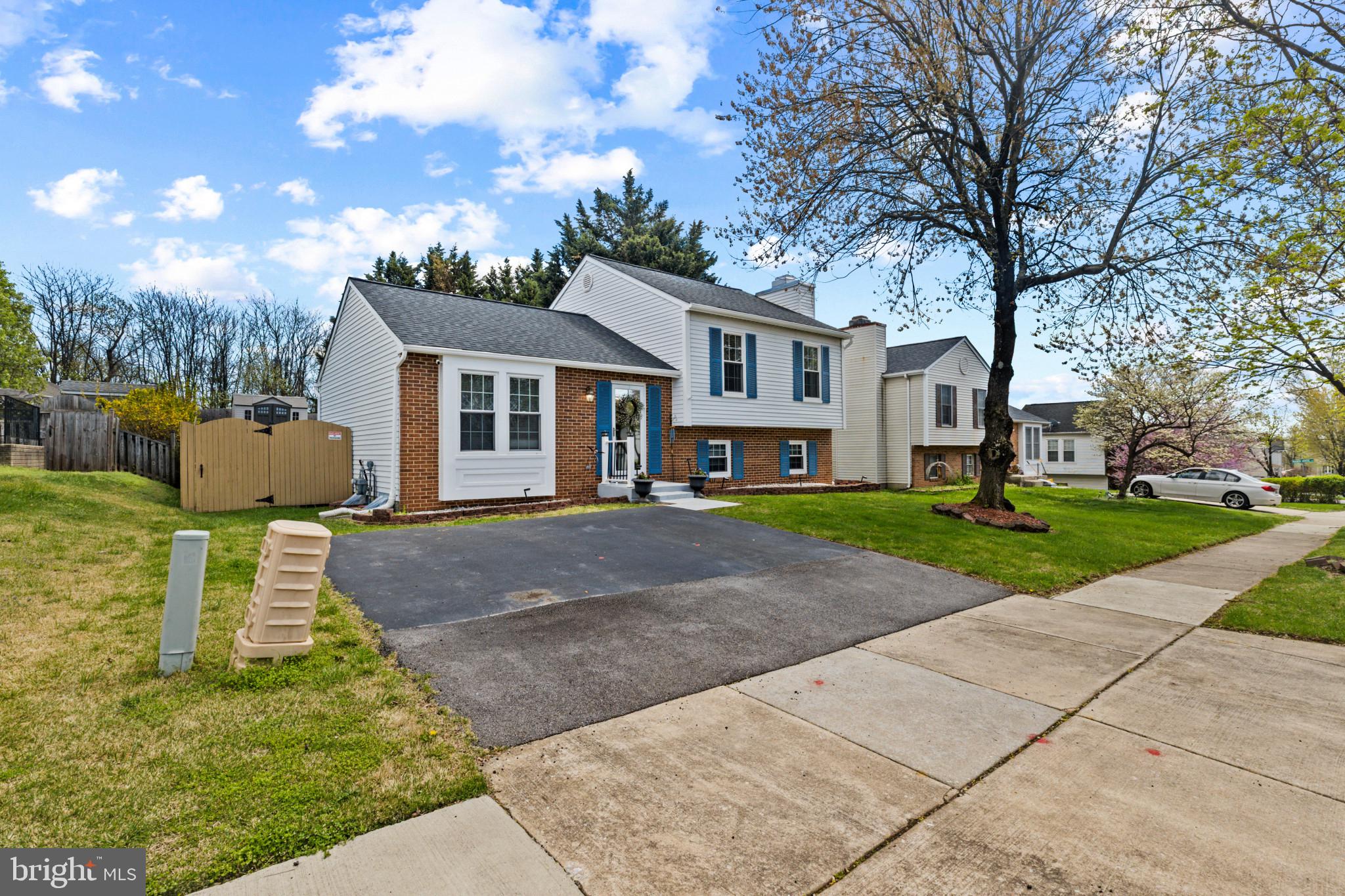 SUNNYFIELD ESTATES - Residential