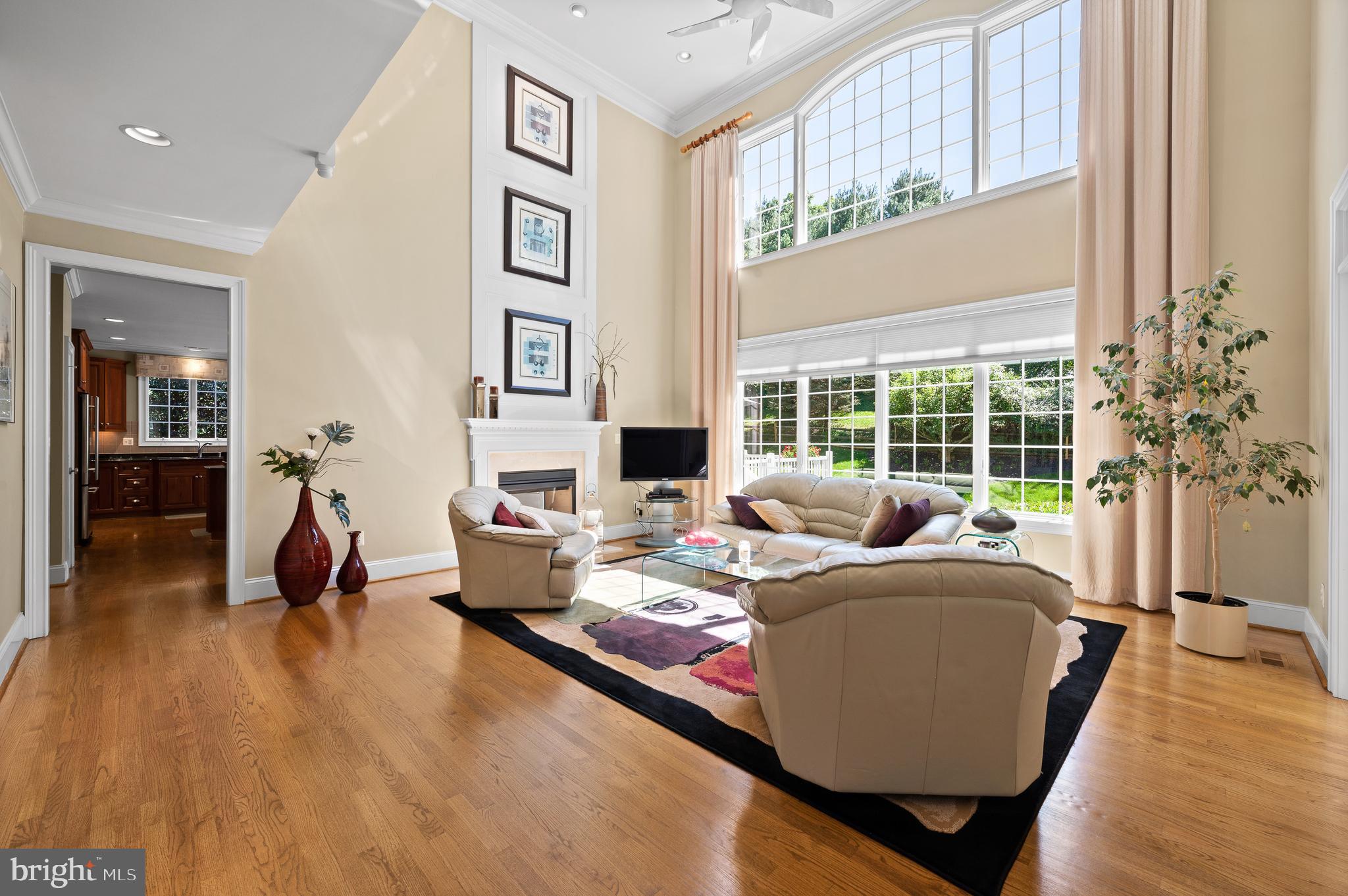 CHERRY CREEK - Residential