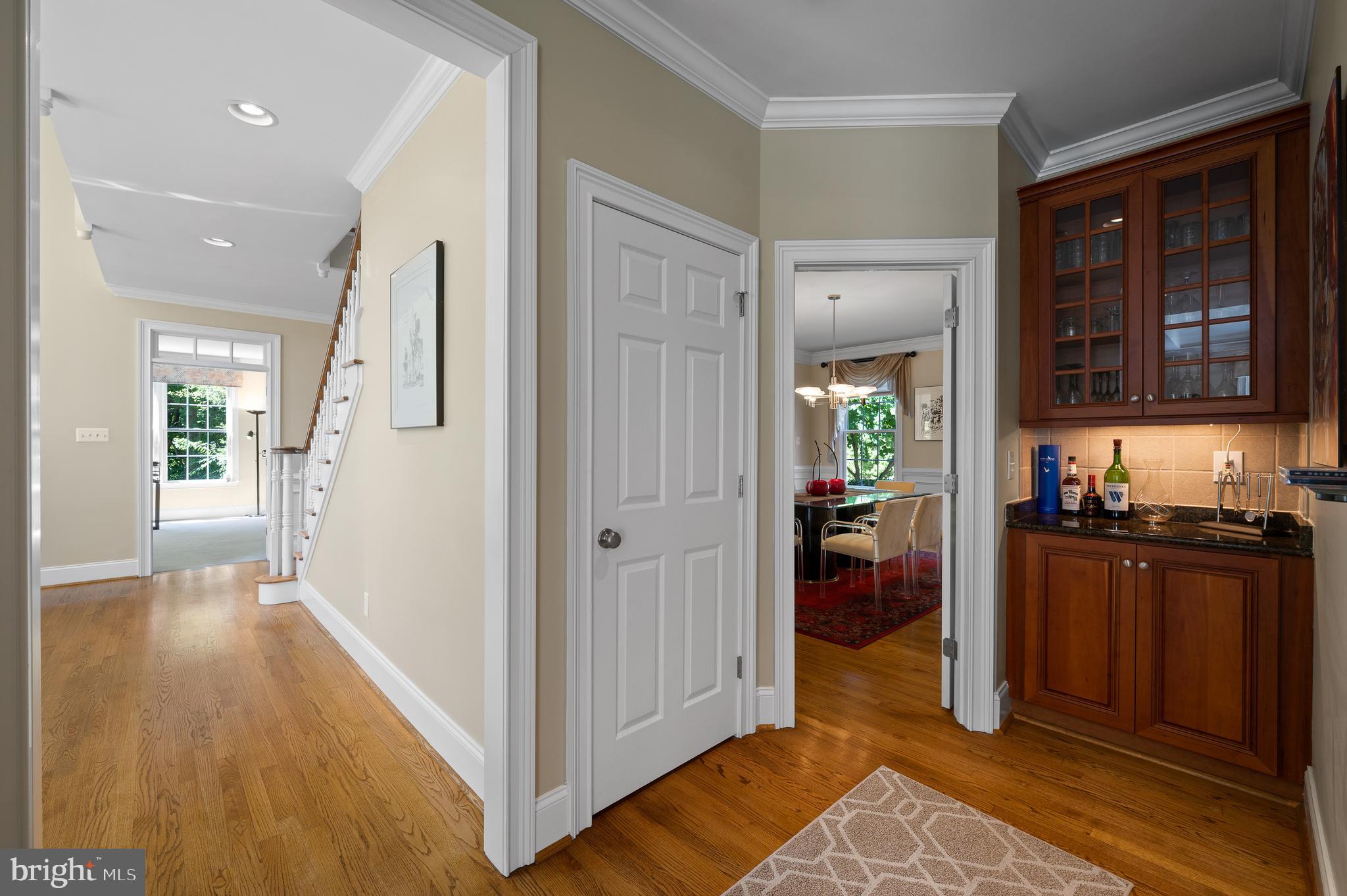 CHERRY CREEK - Residential