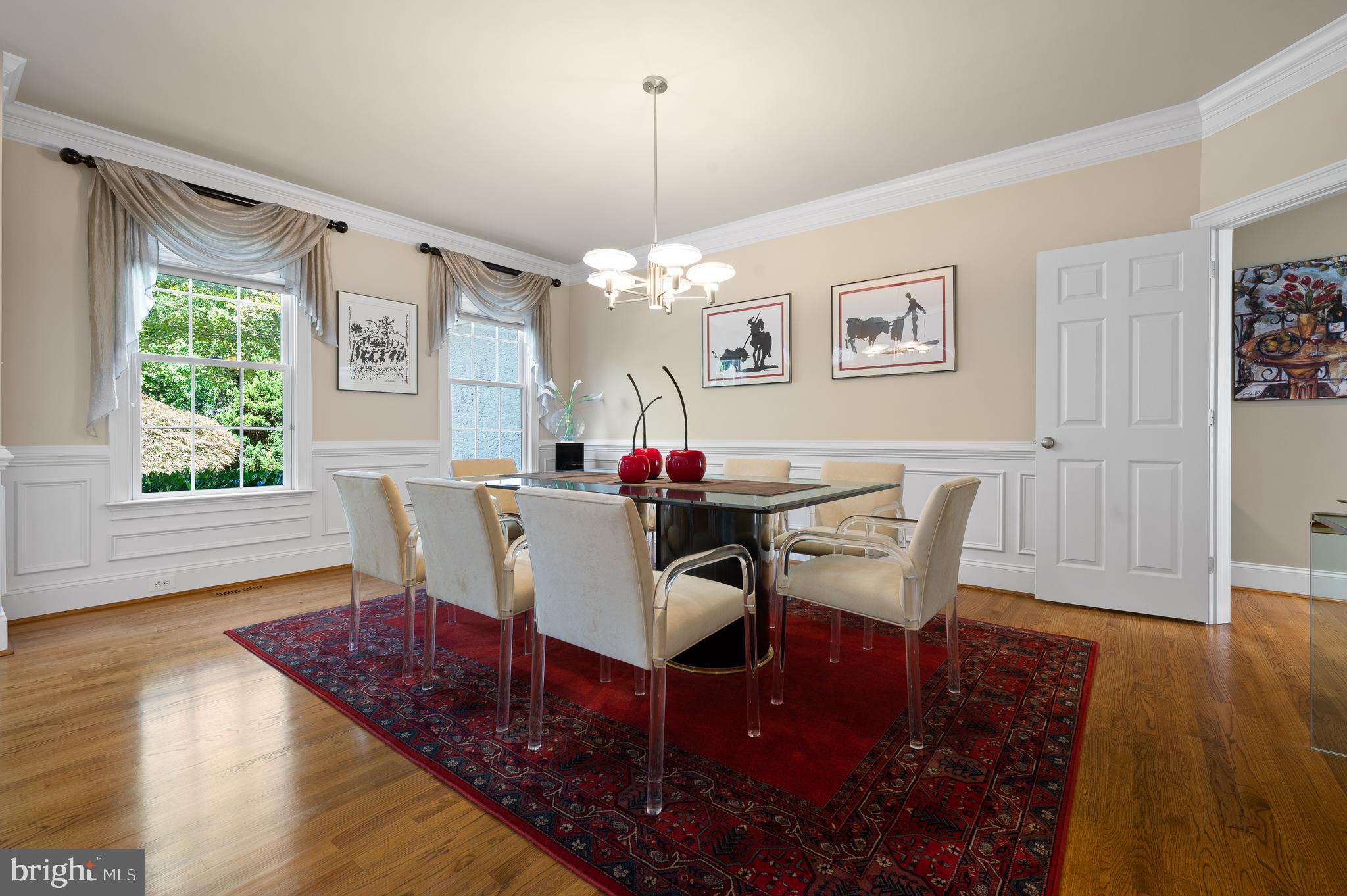 CHERRY CREEK - Residential