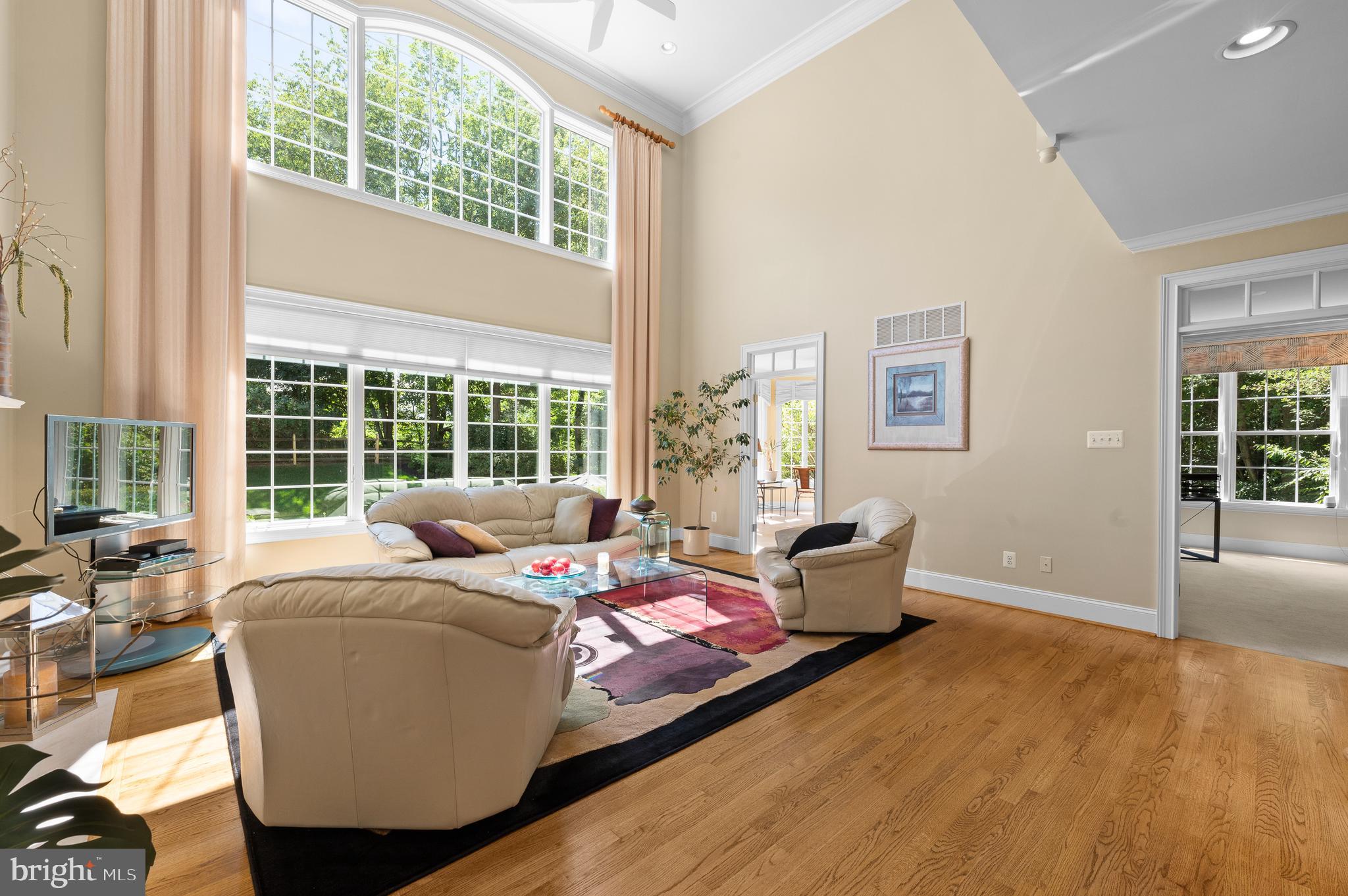 CHERRY CREEK - Residential